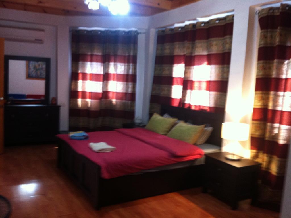 Blueberry Rooms Qaşrīn Eksteriør bilde